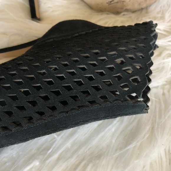 Ivanka Trump Didia Cutout Suede Bootie Black 7.5 - Picture 14 of 15